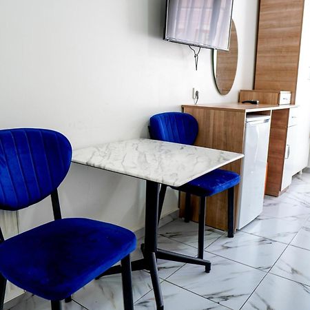 Laos Istanbul Town Hauseアパートメント エクステリア 写真